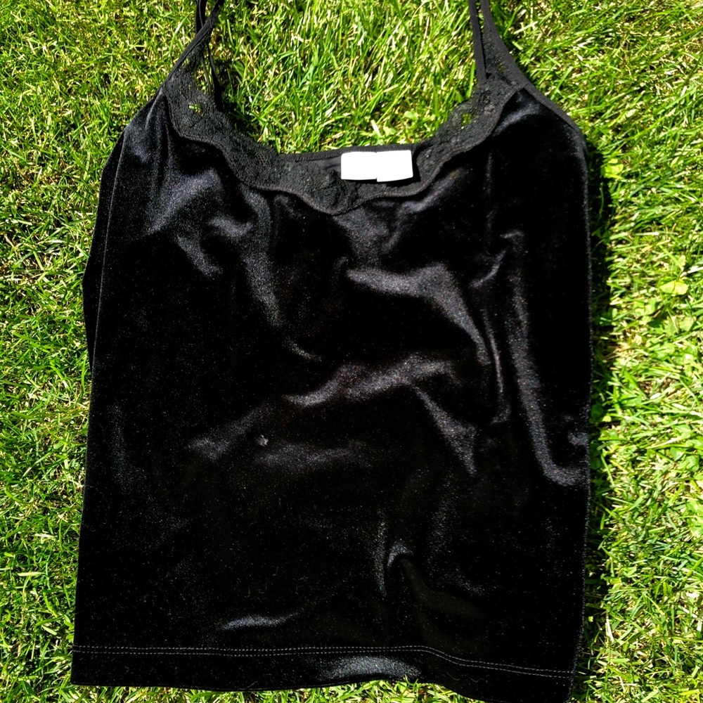 Vintage velvet & lace top 🎥